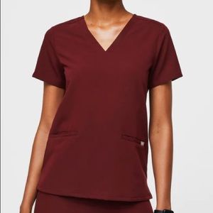 Figs Large burgundy scrub top